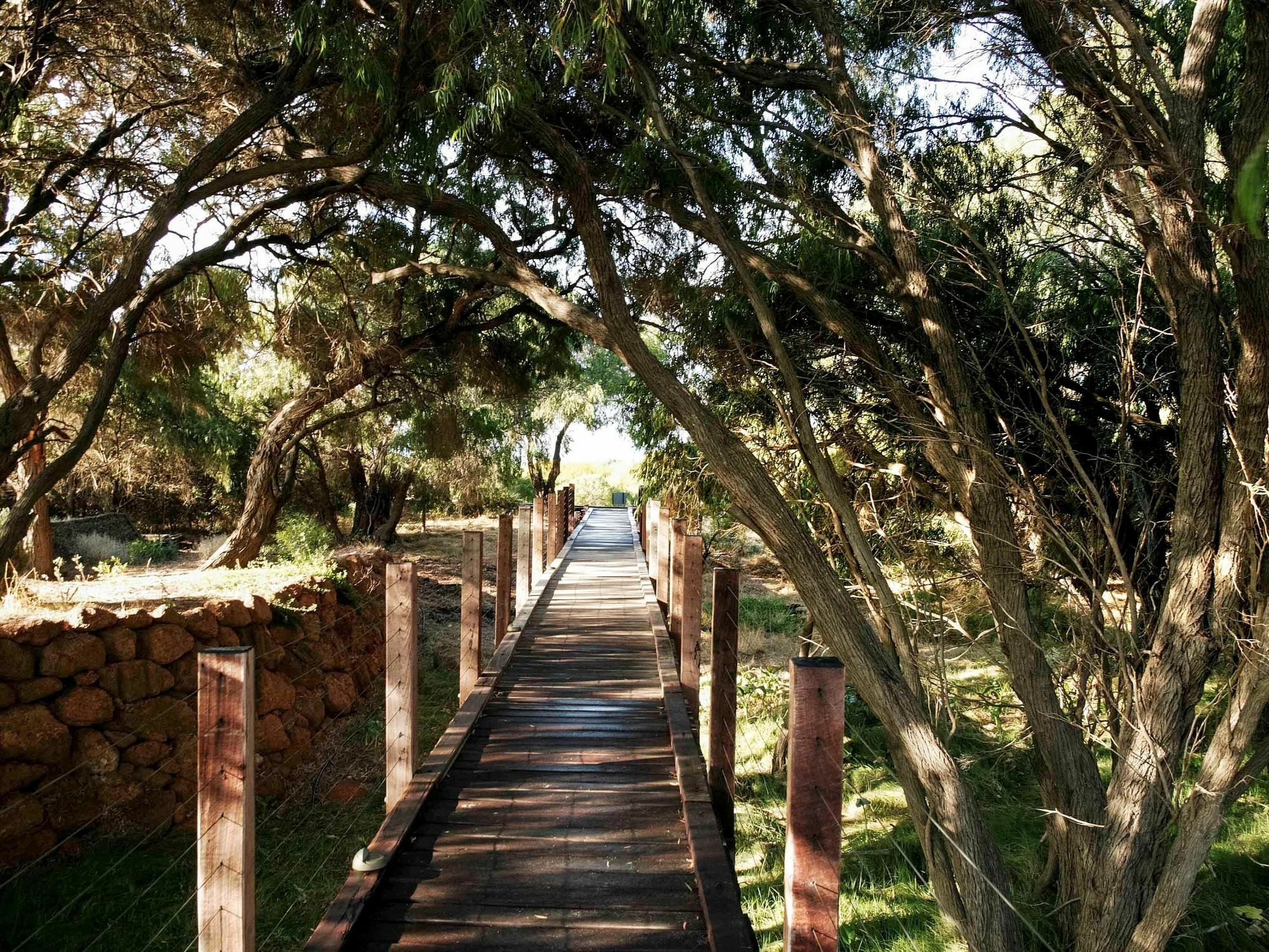 Pullman Bunker Bay Resort Margaret River Dunsborough Exterior photo The boardwalk at the entrance to the reserve
